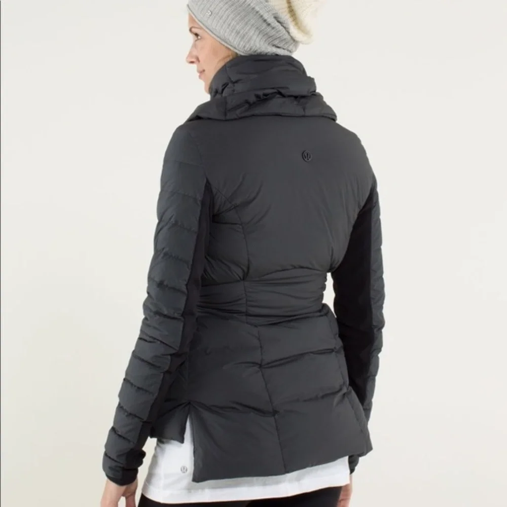 RARE Lululemon Enfold Wrap Puffy Jacket Black Coal - Size 4 - Picture 2 of 5